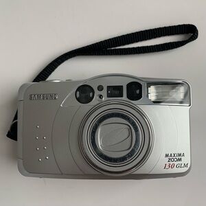 Vintage Samsung Maxima Zoom 130 GLM 35mm Film Camera - Untested